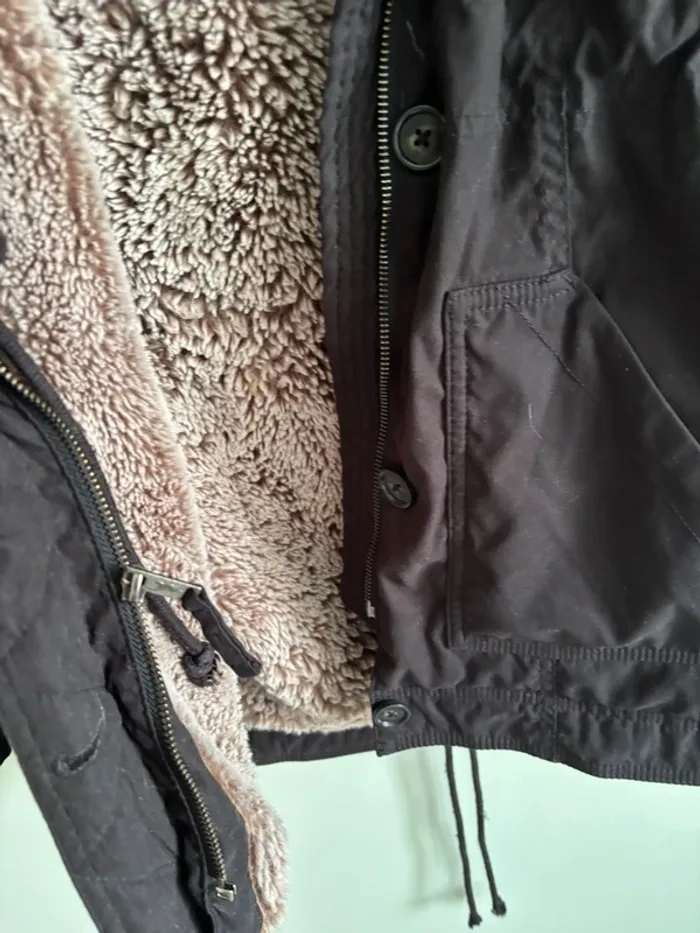 Doudoune hollister taille S - photo numéro 4