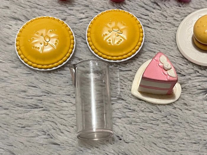 Lot accessoires cuisine poupée barbie - photo numéro 3