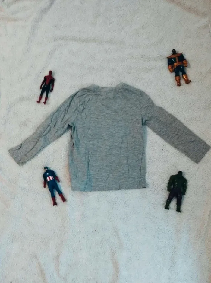 Tee-shirt - photo numéro 2