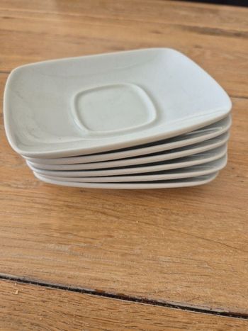 Lot 6 sous tasses rectangle céramique blanche