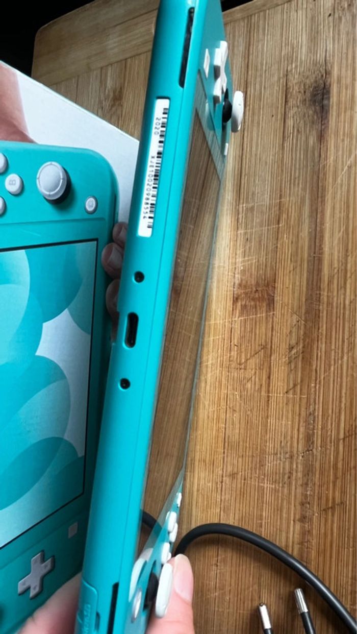 Switch lite - photo numéro 7
