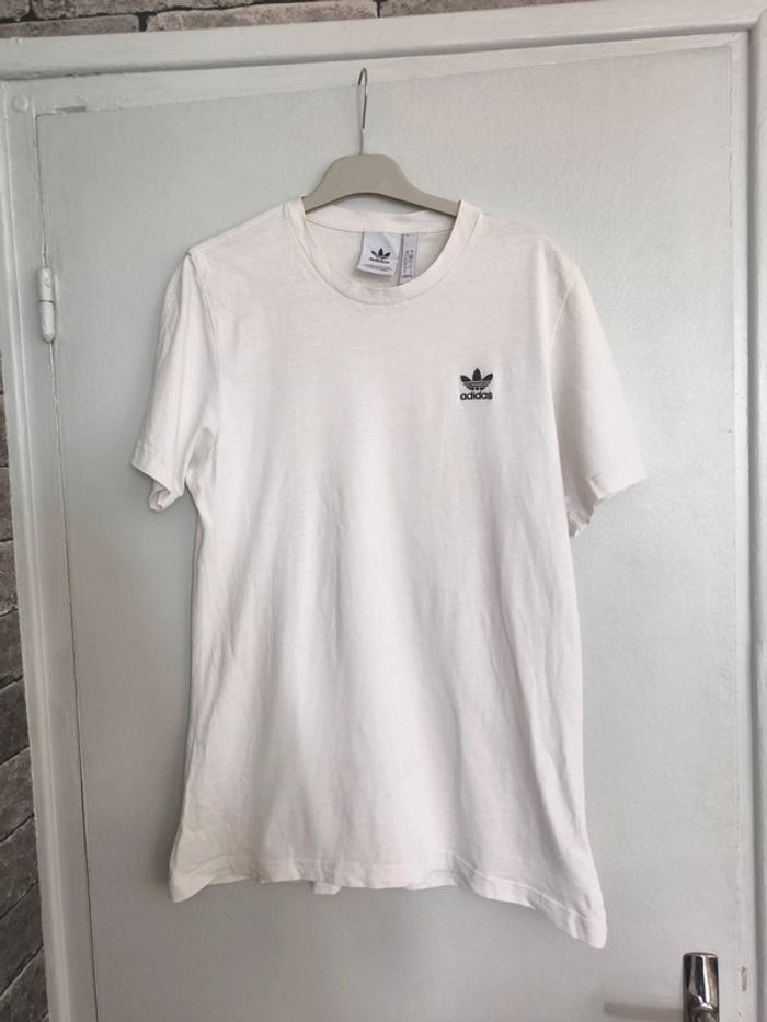 Tee shirt adidas blanc taille S