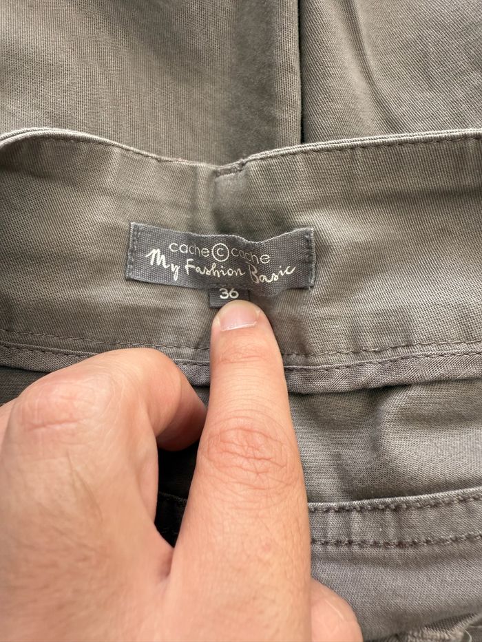 Jupe en jean courte gris taupe Cache Cache femme taille 36 en très bon état - photo numéro 6