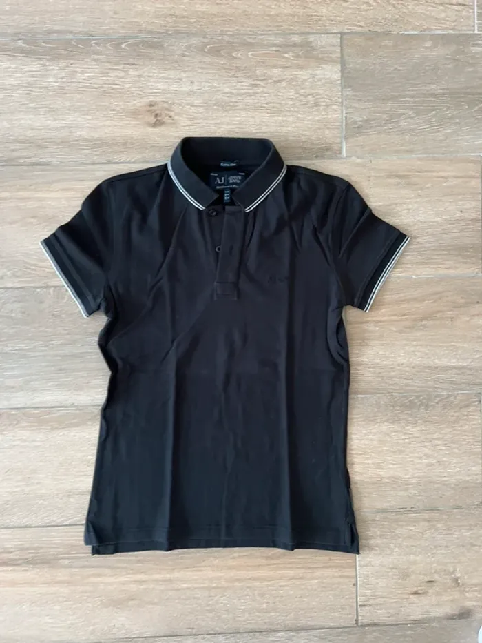 Polo Armani taille M