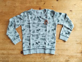 Sweat garçon - 8 ans - Look tendance avec imprimé - TBE