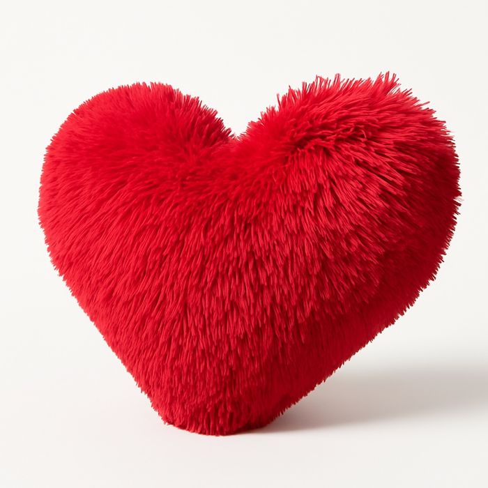 Coussin Rouge en Velours – Élégant, Doux & Très Bon État ! - photo numéro 2