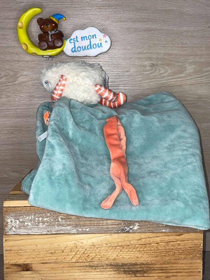 NKS254 doudou paresseux 🦥 noukies - photo numéro 2