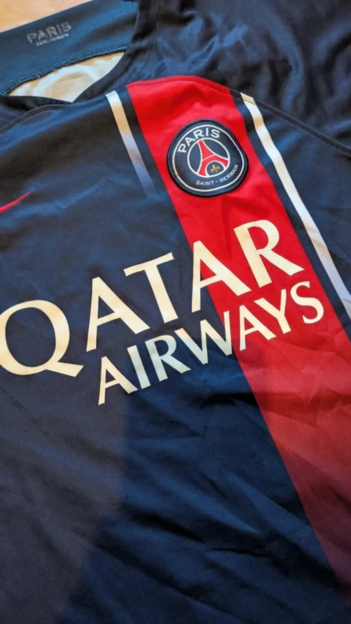 Maillot PSG - photo numéro 3