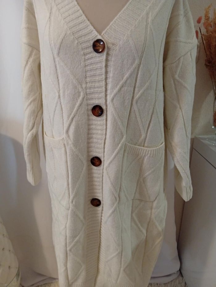 Gilet cardigan beige avec poches - photo numéro 3