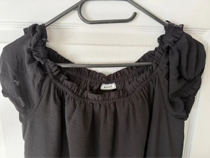 Robe noire M - photo numéro 2