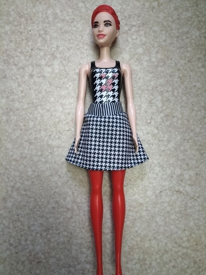 Poupée barbie - photo numéro 2