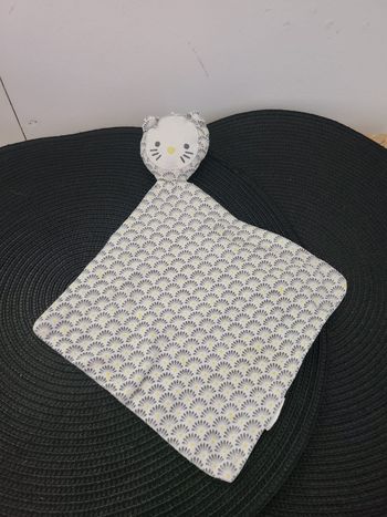 Doudou Chat Lange Obaïbi