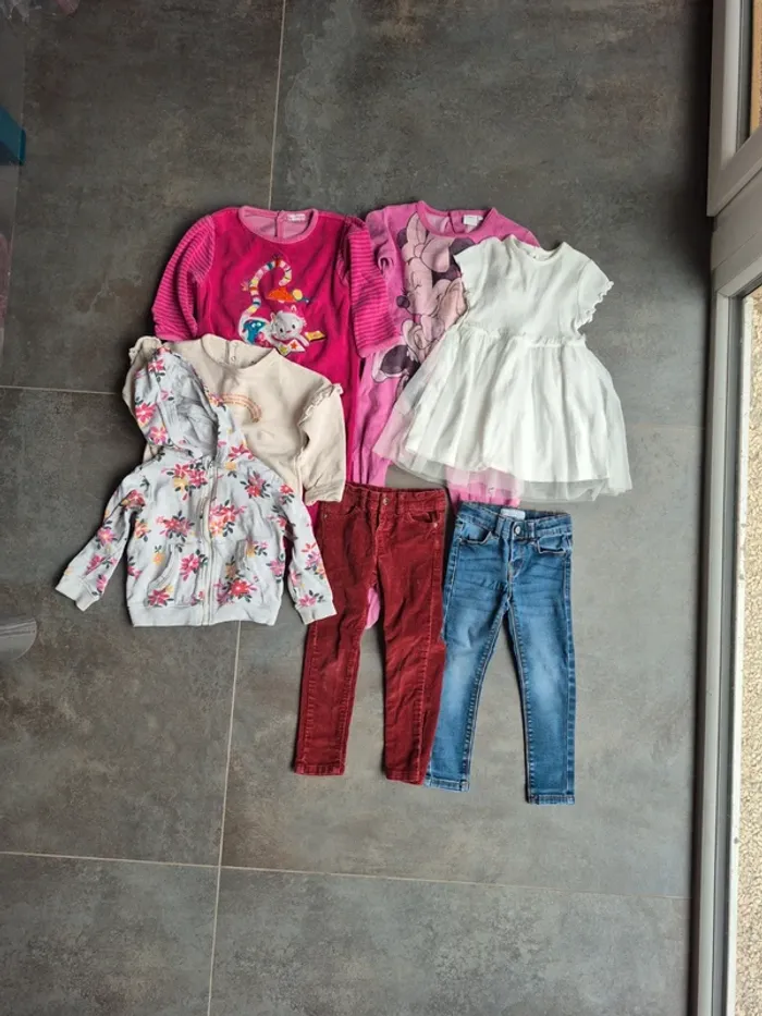 Lot vêtements 24 mois