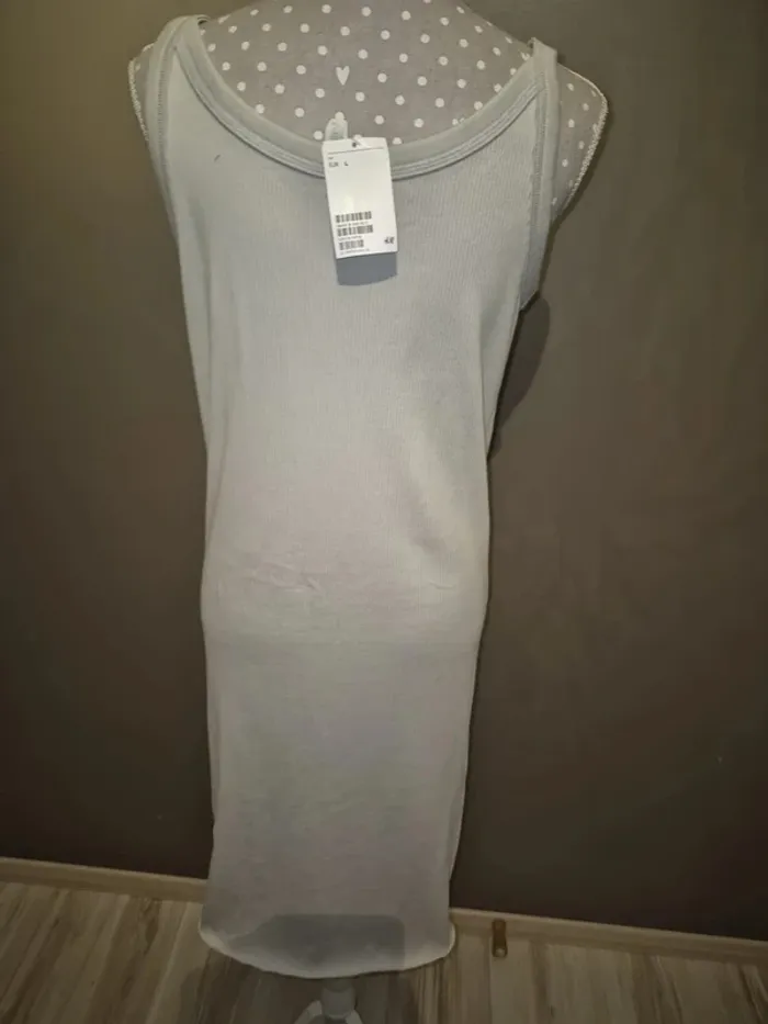 Robe H&M neuve - photo numéro 2