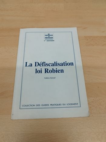 PARTICULIER PARTICULIER

1 EDITION

La Défiscalisation loi Robien

Valérie Samsel
