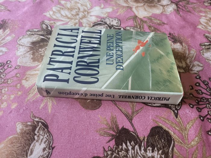 Livre 📖 une peine d' exception - photo numéro 2