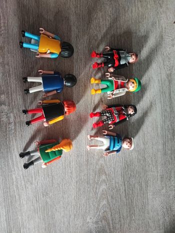 Lot de 8 playmobil !