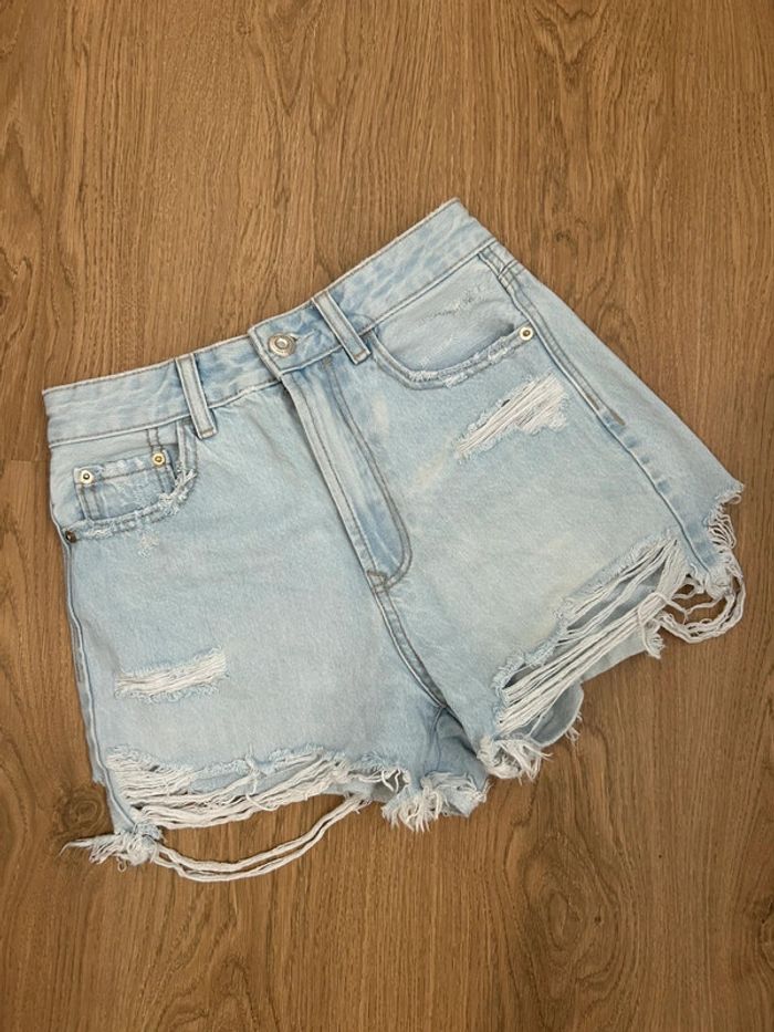 Short en jean taille haute Stradivarius - photo numéro 3