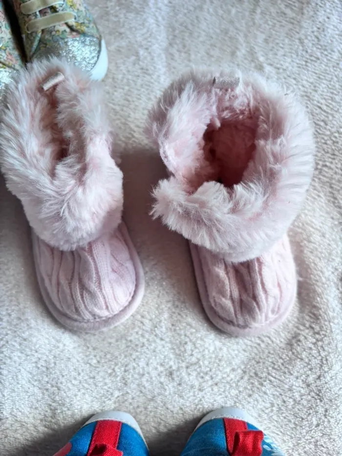 🌺Lot de petites chaussures bébé fille tailles multiples🌺 - photo numéro 4