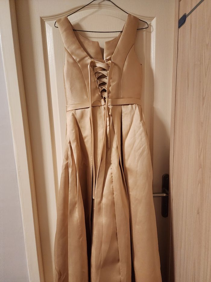 Robe de soirée beige - photo numéro 5