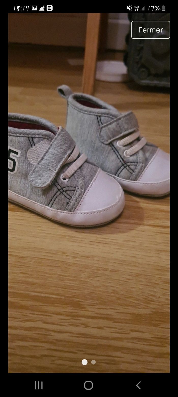 Chaussures 3/6 mois souple