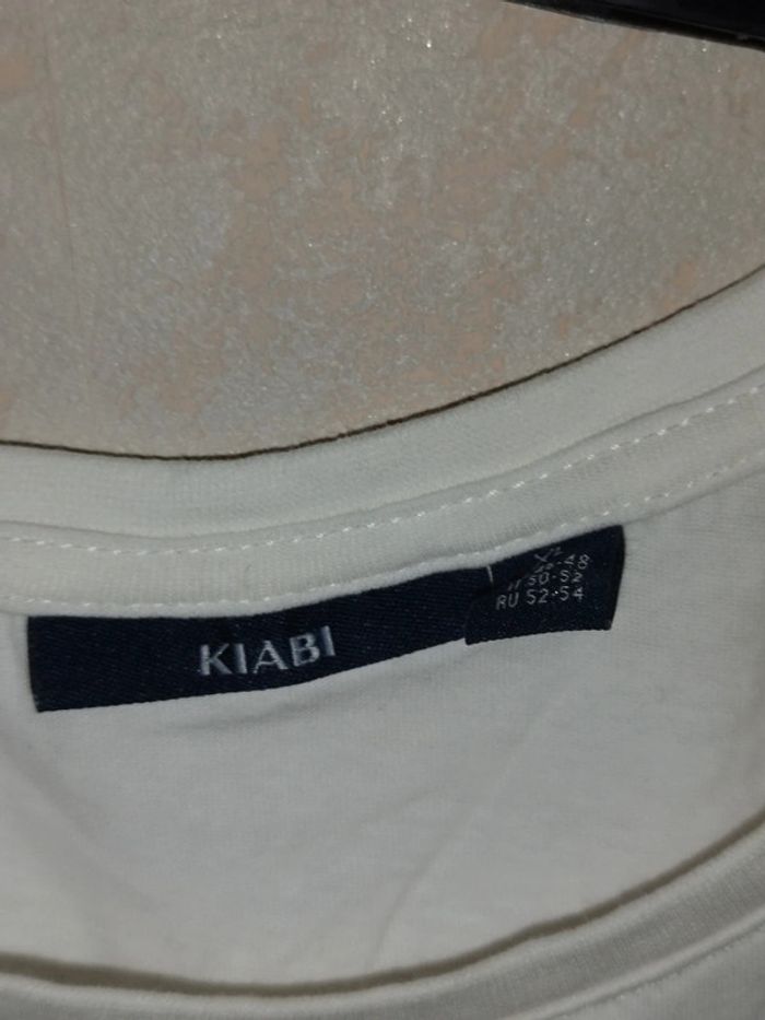 T-shirt sans manche - photo numéro 2