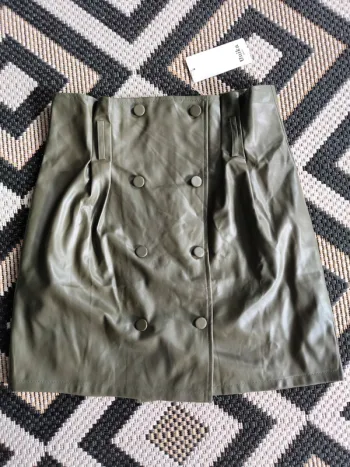 Jupe courte effet cuir Unika Paris – Taille L – Neuve avec étiquette