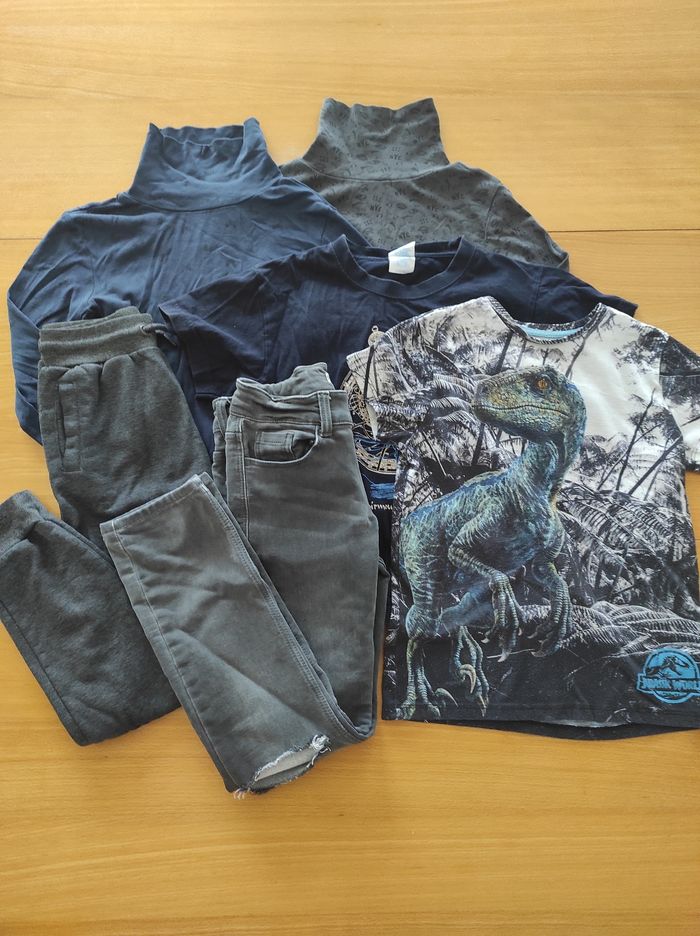 Lot vêtements garçon 9 ans