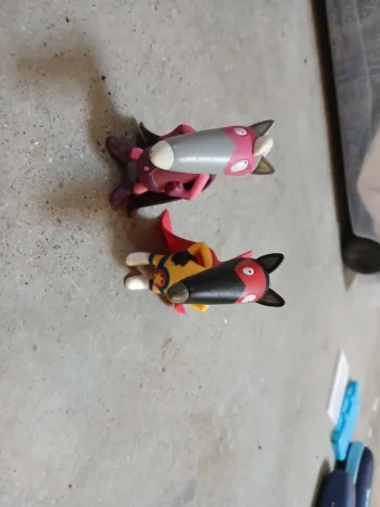 Figurine super loup louve