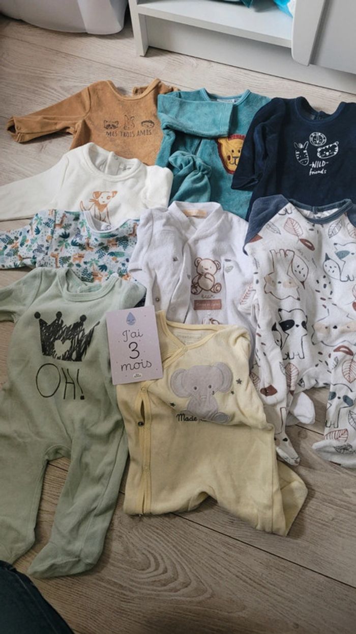 Lot pyjamas x9
