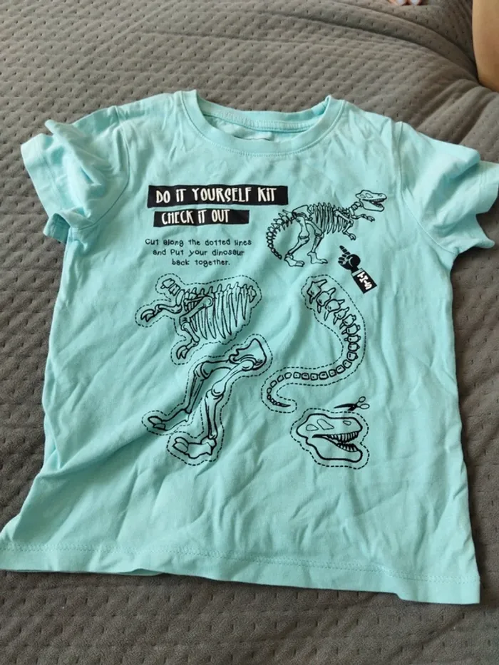 Tee shirt dino - photo numéro 2