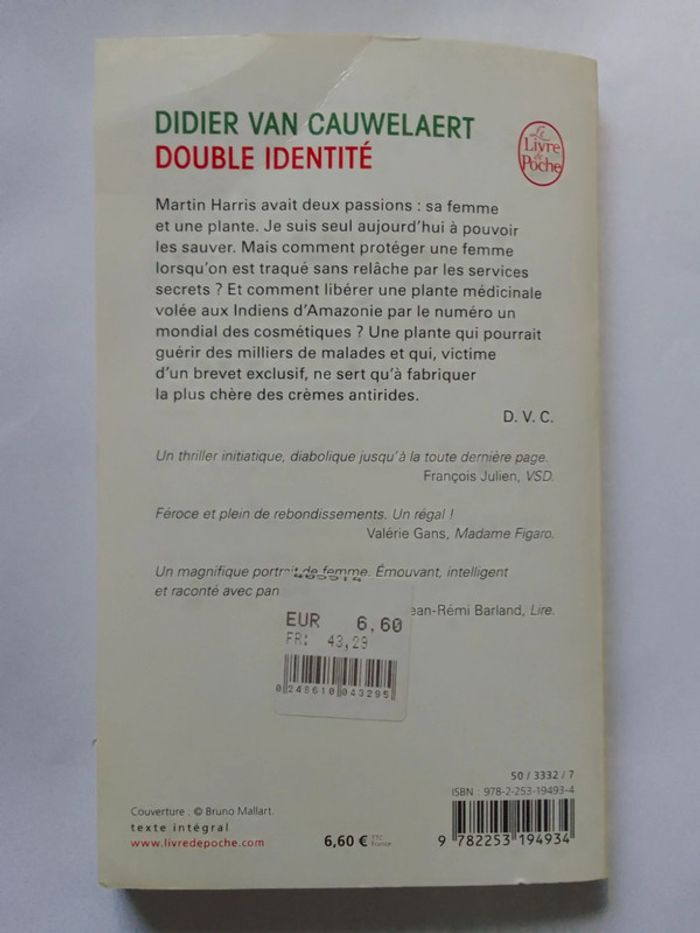 Didier Van Cauwelaert - Double identité - photo numéro 2