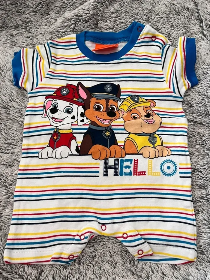 Lot combishort/barboteuse 3 mois disney kiabi pat patrouille - photo numéro 8