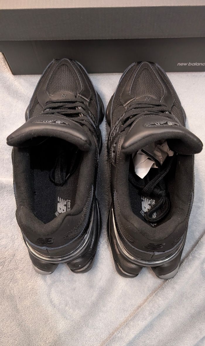 New Balance 9060 Noir - photo numéro 6
