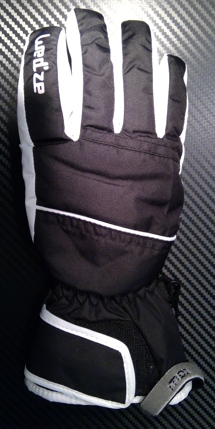 Gants de ski neufs en 8 ans - photo numéro 3