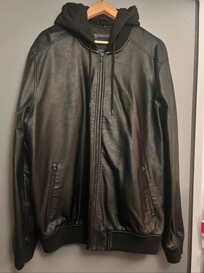Blouson Kiabi neuf à capuche amovible taille XXL neuf  en similicuir - photo numéro 5