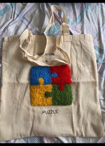 Tote bag