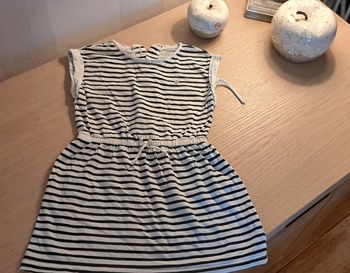 Tubinique/Robe courte sans manches Kiabi 36 mois