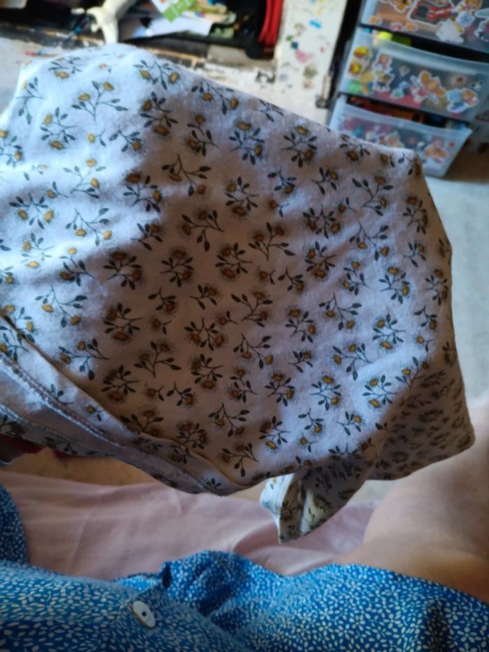 Lot hauts 12 ans - photo numéro 2