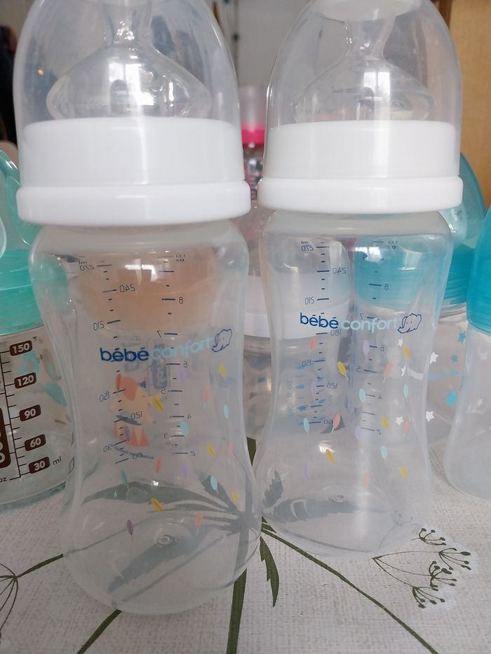 Lot de 10 biberons jamais utilisé - photo numéro 2