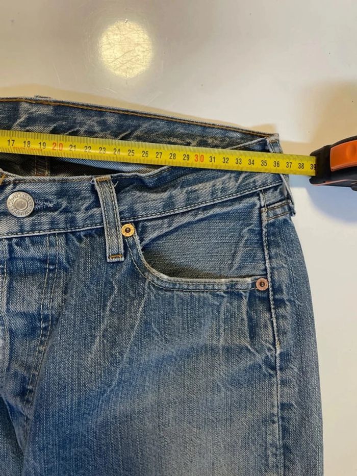 Jean Levi’s 501 bleu taille W30 L34 - photo numéro 11