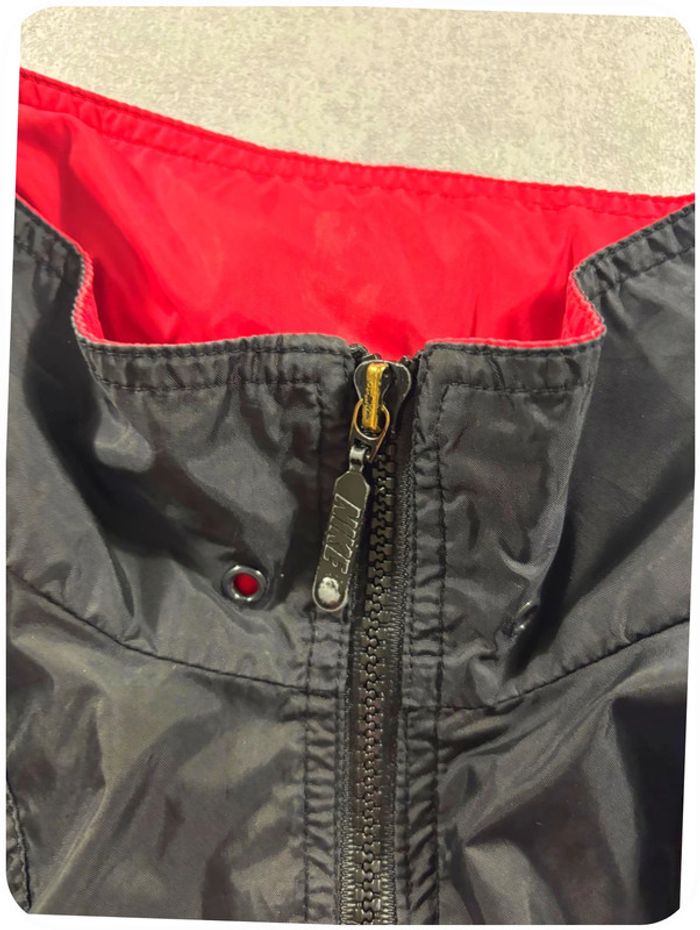 Veste zip Nike imperméable Vintage y2k noir et rouge Taille S - photo numéro 5