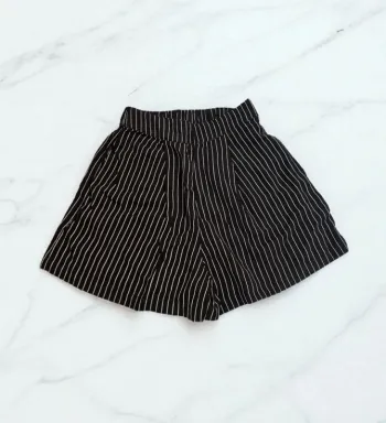 Asos short noir fluide * taille XS *