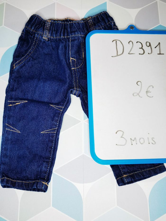 D2391 - jeans garçon 3 mois - photo numéro 3