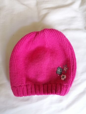 Bonnet fille rose fuschia Vertbaudet taille 2/4  ans