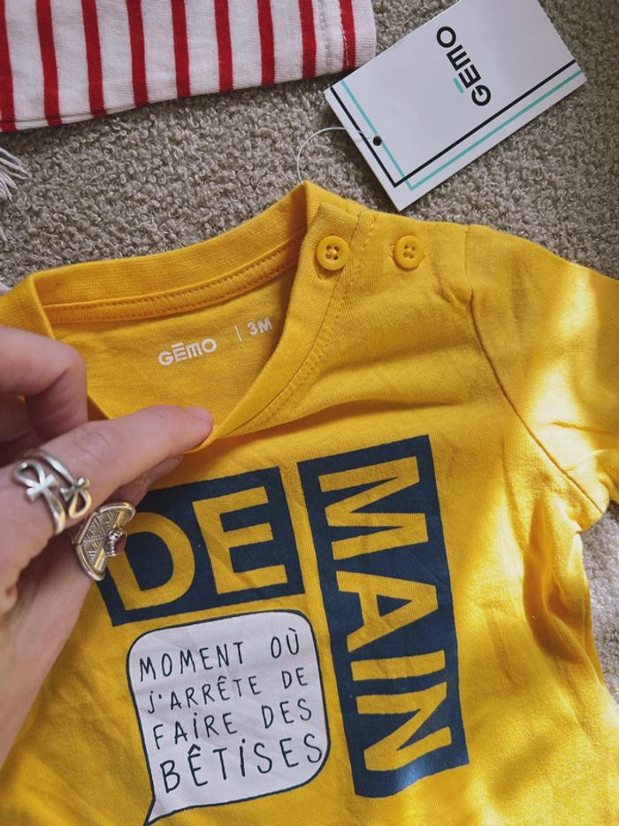 Lot de 2 tee-shirts manches longues neufs - photo numéro 5