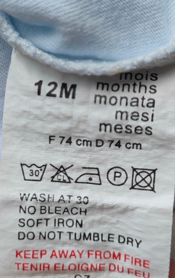 Tee-shirt fille taille 12 mois - photo numéro 2