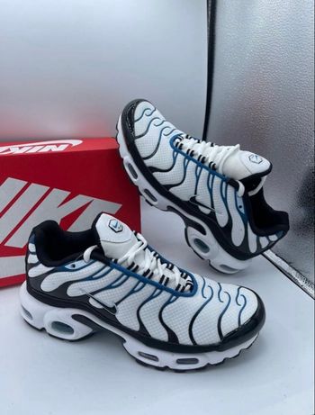 Nike tn enfant blanc bleu noir 29