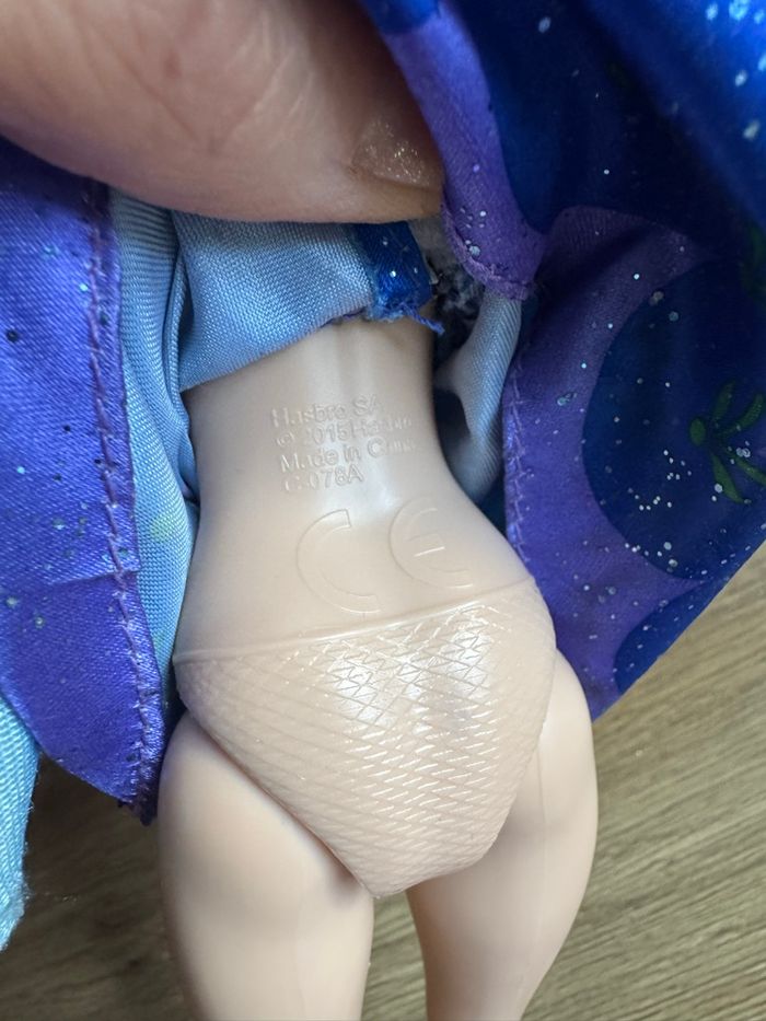 Barbie Anna qui chante et Elsa reine des neiges - photo numéro 2