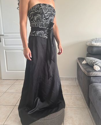 Robe chic